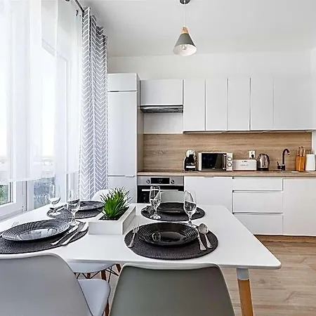 Otel Bm W Centrum Szczecina 3*